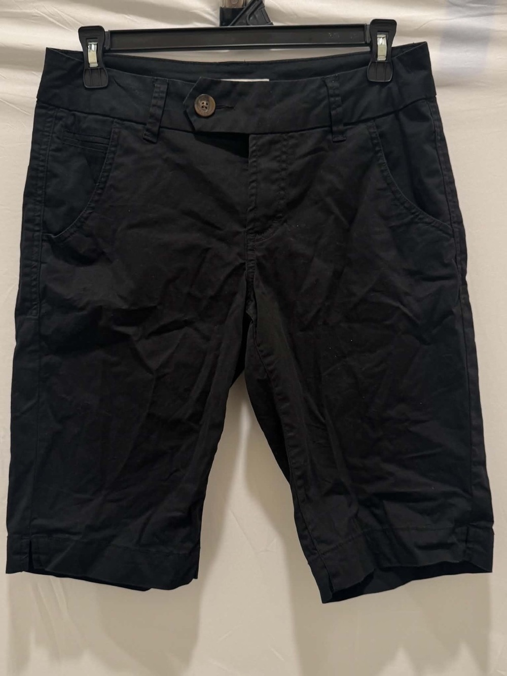 Christopher Blue Women's Black Bermuda Flat Front Shorts Size 4